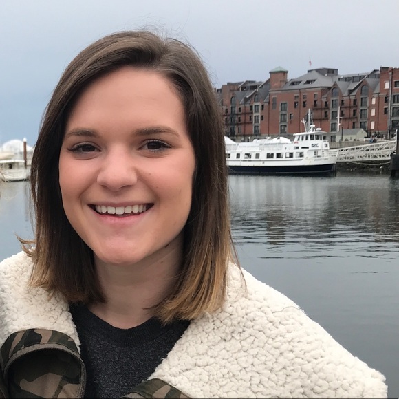 Meet your Posher, Grace - Picture 1 of 1